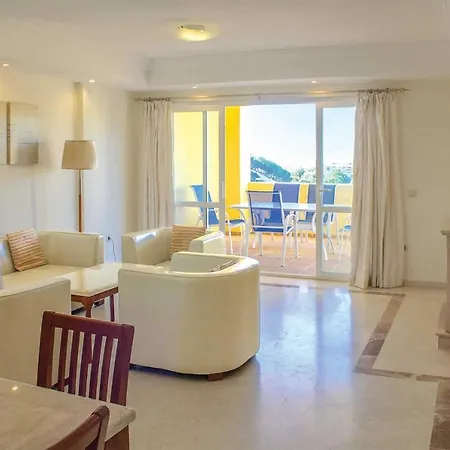 Colina Penthouses