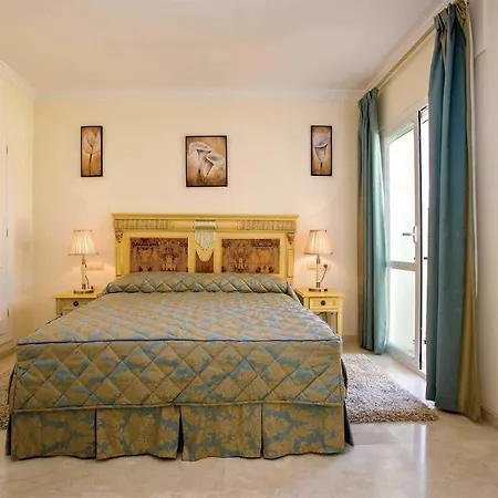 Colina Penthouses Daire Estepona